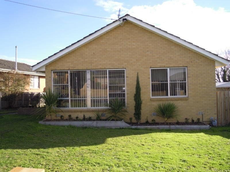 9 Firmin Road, Churchill VIC 3842