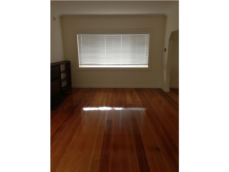 16 Travers Street, Morwell VIC 3840