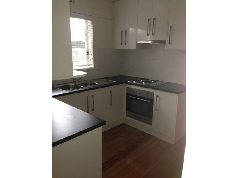 16 Travers Street, Morwell VIC 3840