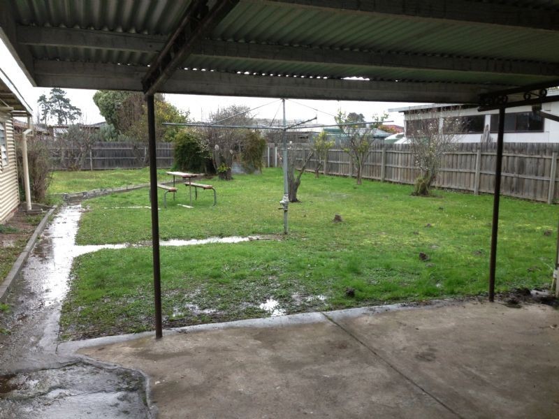 16 Travers Street, Morwell VIC 3840