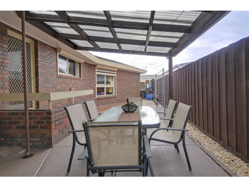 14 Oak Court, Morwell VIC 3840