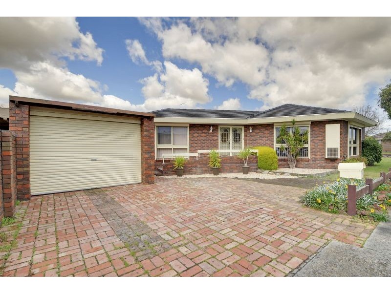 14 Oak Court, Morwell VIC 3840