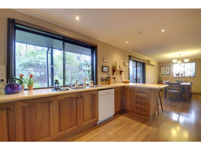 75 Glanville Crescent, Hazelwood North VIC 3840