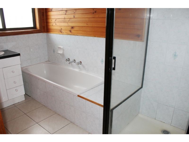 23 Canterbury Way, Churchill VIC 3842