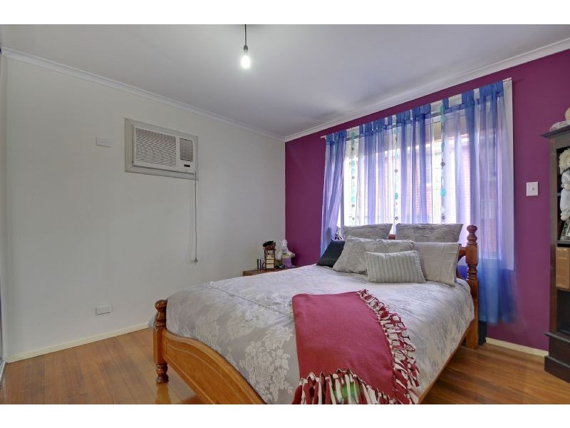 10 McInnes Street, Churchill VIC 3842