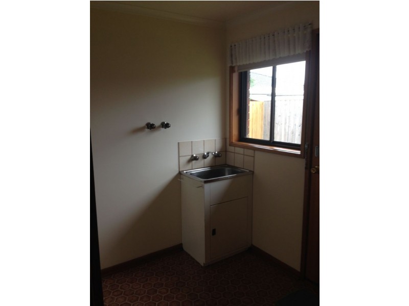 2/36 Gabo Way, Morwell VIC 3840