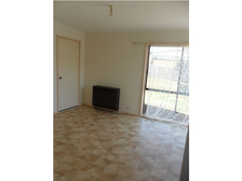 15 Mimosa Crescent, Churchill VIC 3842