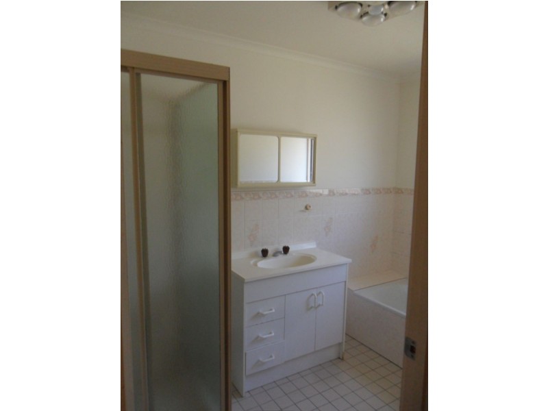 15 Mimosa Crescent, Churchill VIC 3842