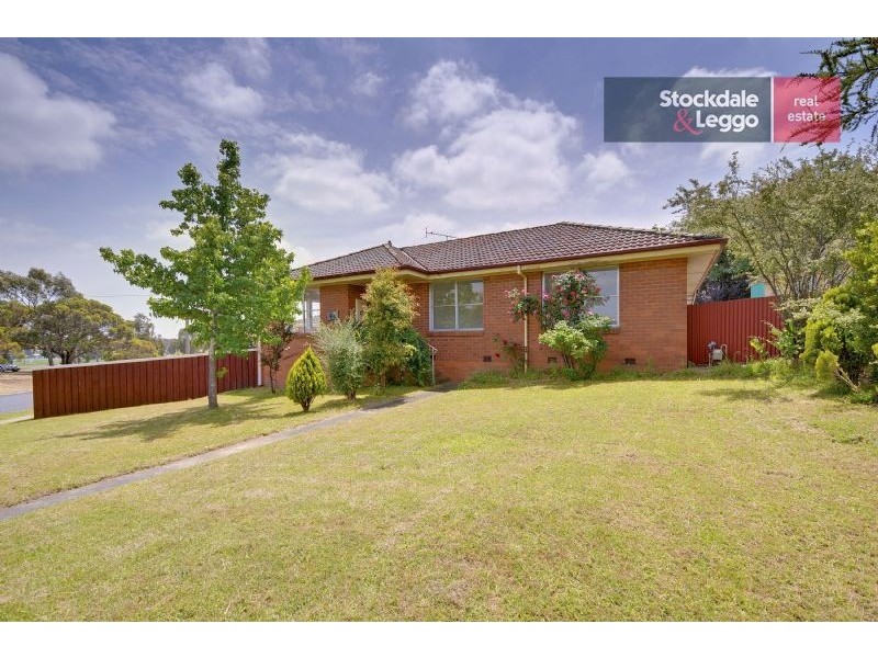 44 Manning Drive, Churchill VIC 3842