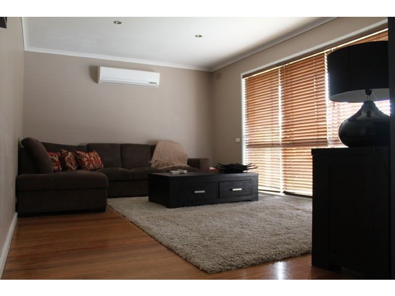 13 Sheoke Grove, Churchill VIC 3842