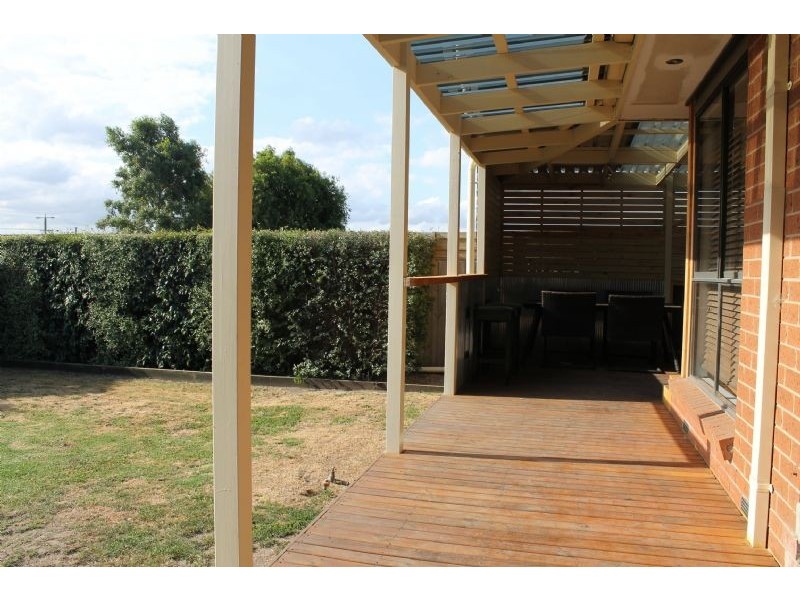 13 Sheoke Grove, Churchill VIC 3842