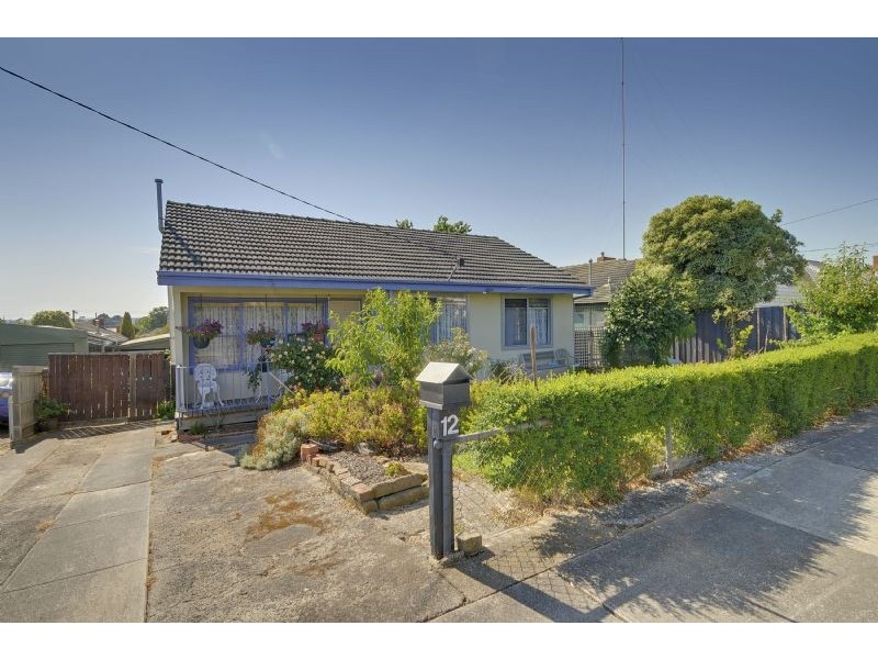 12 Robert Street, Morwell VIC 3840