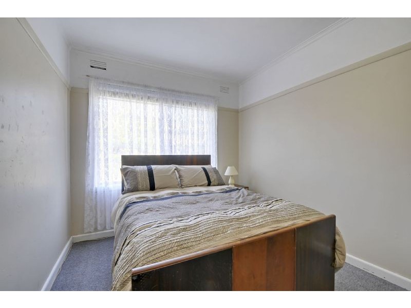 12 Robert Street, Morwell VIC 3840