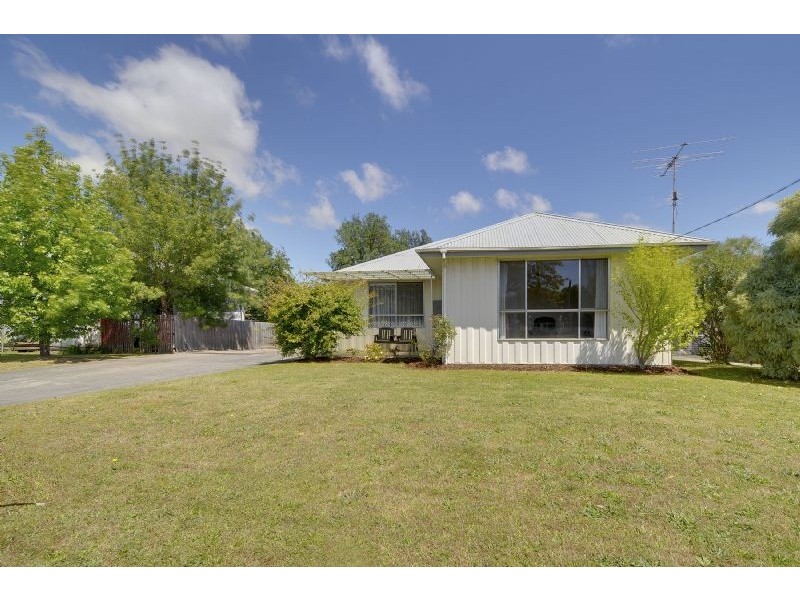 57 Vincent Road, Morwell VIC 3840