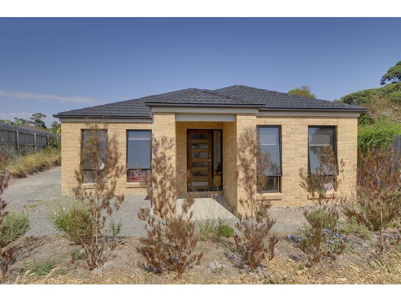 3 Dalpura Court, Churchill VIC 3842