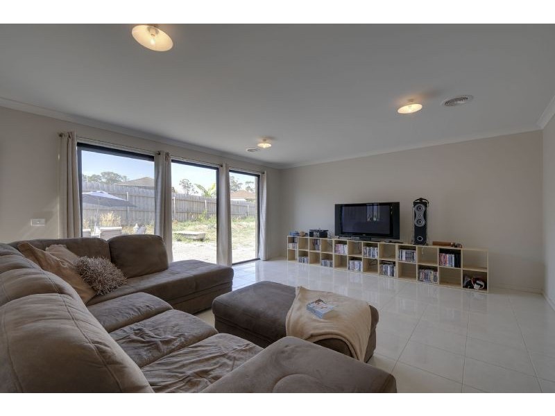 3 Dalpura Court, Churchill VIC 3842