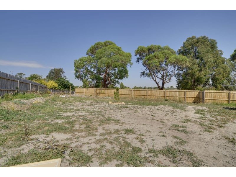 3 Dalpura Court, Churchill VIC 3842