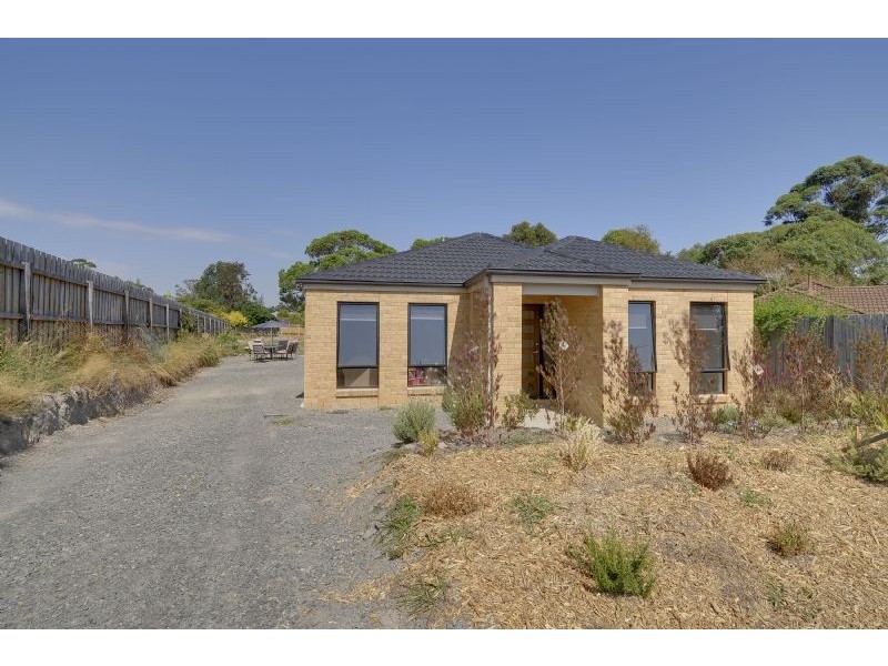 3 Dalpura Court, Churchill VIC 3842