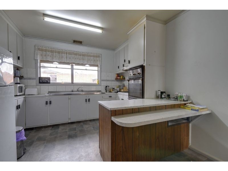 3 Cherry Crescent, Morwell VIC 3840