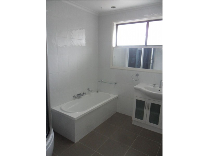20 Rae Crescent, Churchill VIC 3842