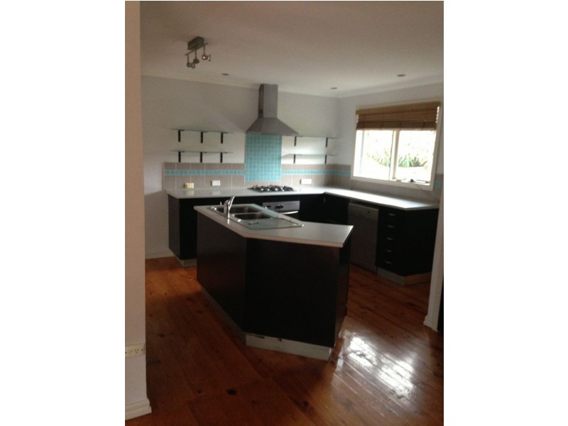 11 McCarthy Street, Churchill VIC 3842