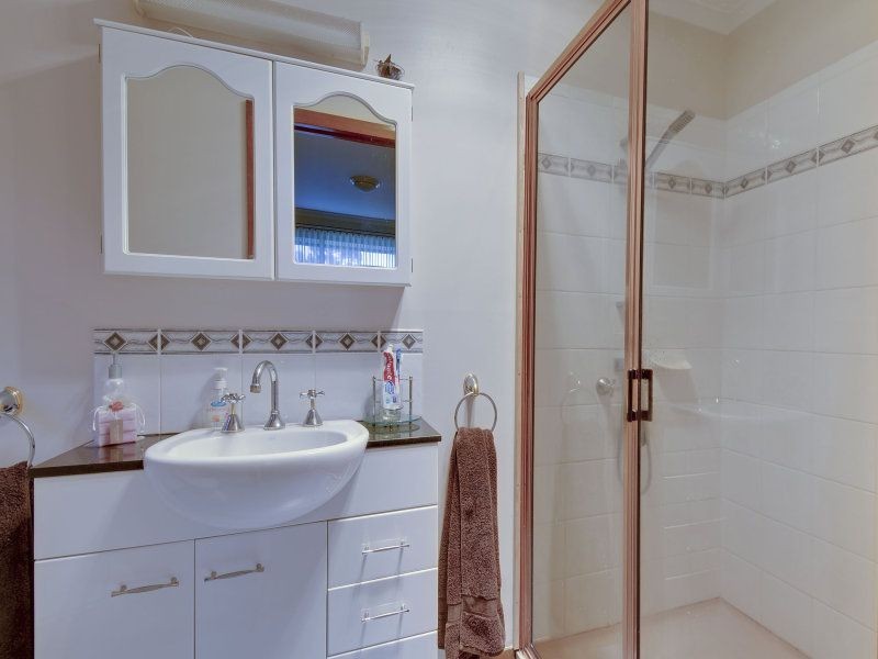 17 Wyung Drive, Morwell VIC 3840