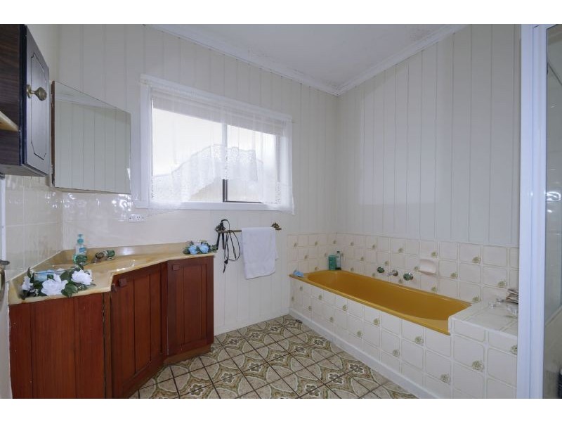 18 FRANKLIN STREET, Morwell VIC 3840