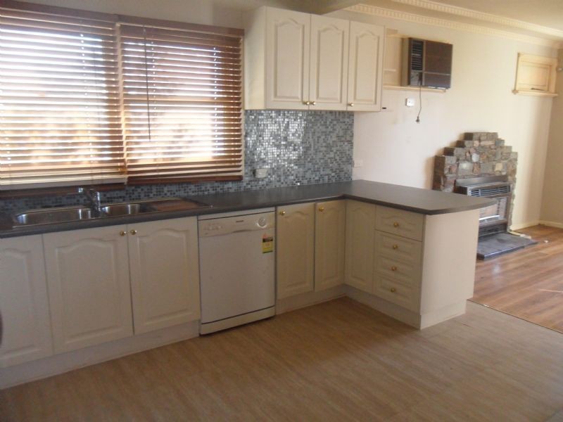 23 Madden Street, Morwell VIC 3840