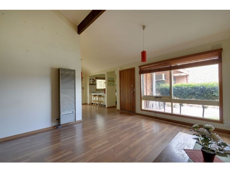 6 Strath Place, Morwell VIC 3840