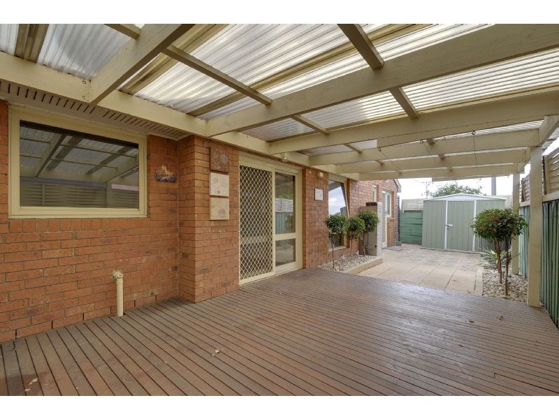 6 Strath Place, Morwell VIC 3840