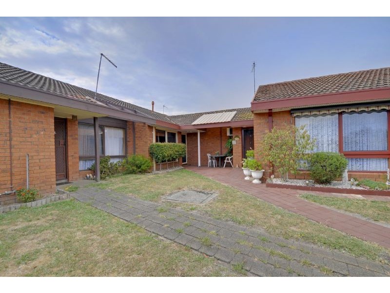 6 Strath Place, Morwell VIC 3840