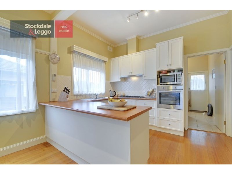 98 ELGIN STREET, Morwell VIC 3840