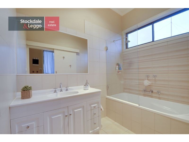 98 ELGIN STREET, Morwell VIC 3840
