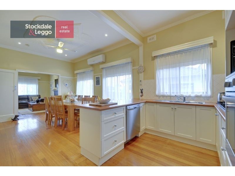 98 ELGIN STREET, Morwell VIC 3840
