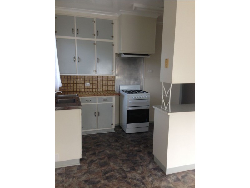23 Churchill Road, Morwell VIC 3840