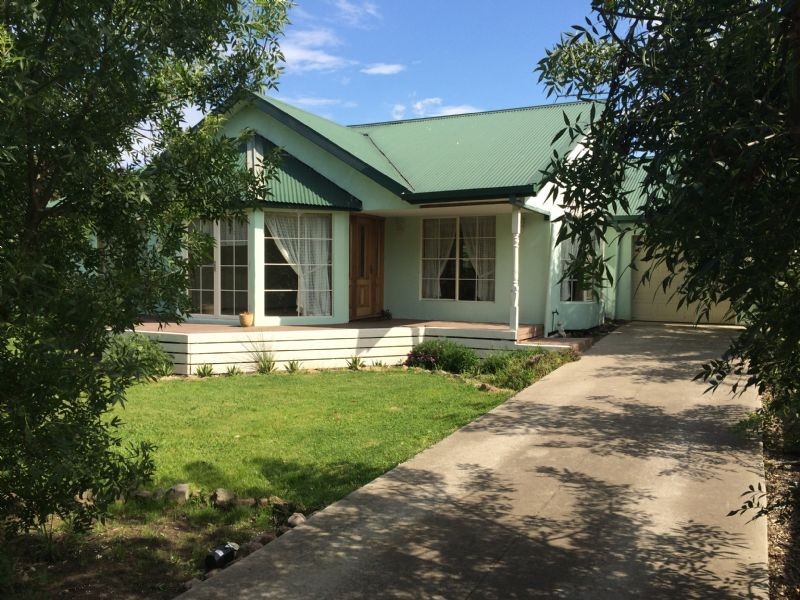 85  Romuald Road, Hazelwood North VIC 3840