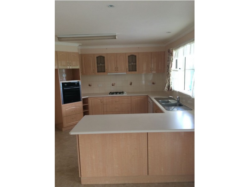 85  Romuald Road, Hazelwood North VIC 3840