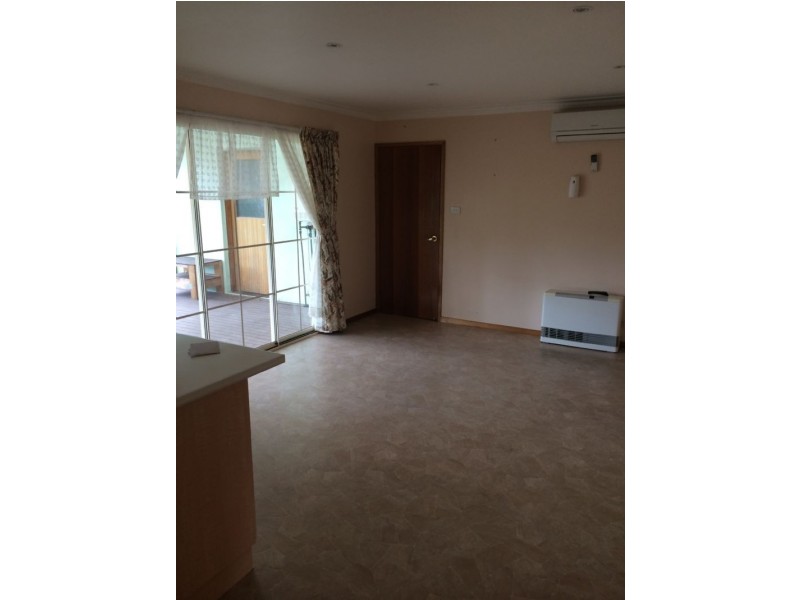 85  Romuald Road, Hazelwood North VIC 3840