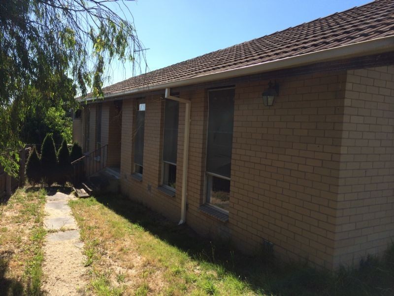 17 Blackwood Crescent, Churchill VIC 3842