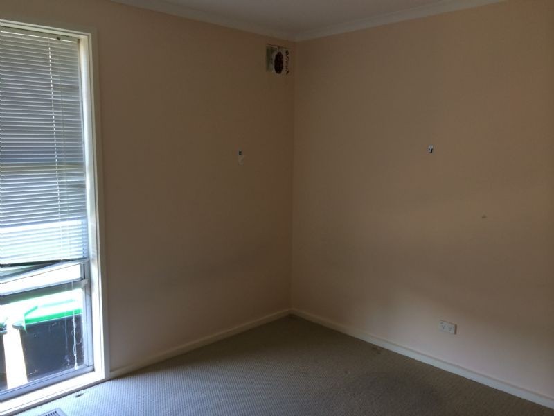 17 Blackwood Crescent, Churchill VIC 3842