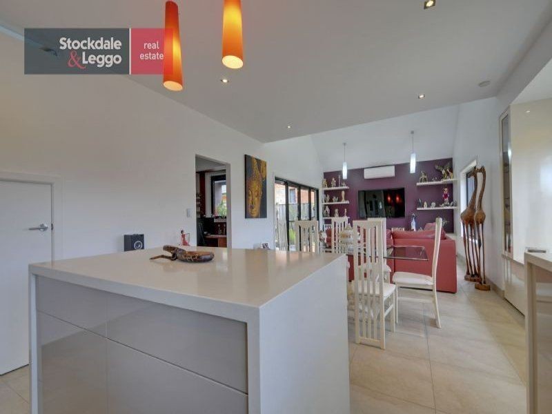 1/13 Travers Street, Morwell VIC 3840