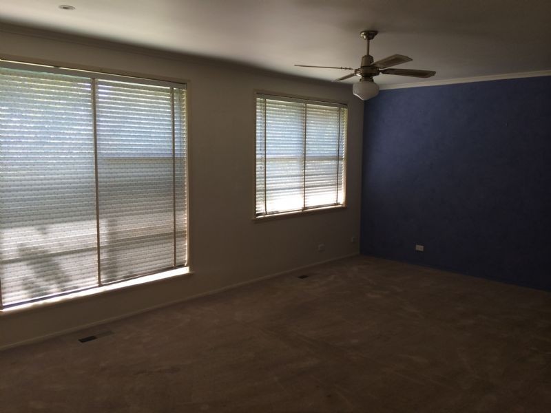 13 Burnside Drive, Morwell VIC 3840