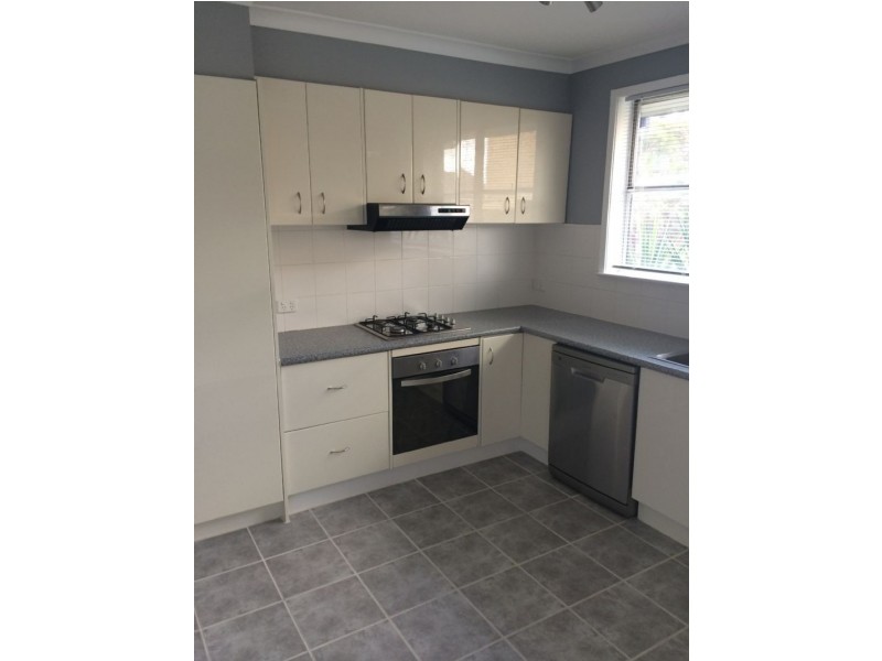 28  Howard Avenue, Morwell VIC 3840