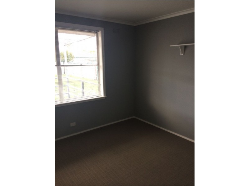 28  Howard Avenue, Morwell VIC 3840