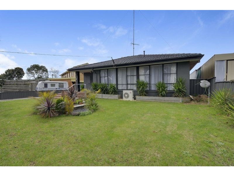 28  Howard Avenue, Morwell VIC 3840