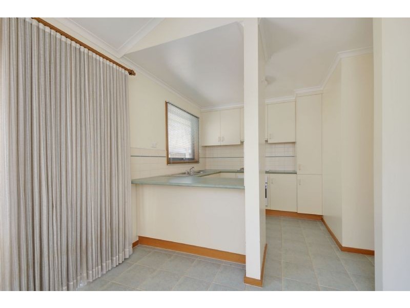 2 Bridgewater Drive, Morwell VIC 3840