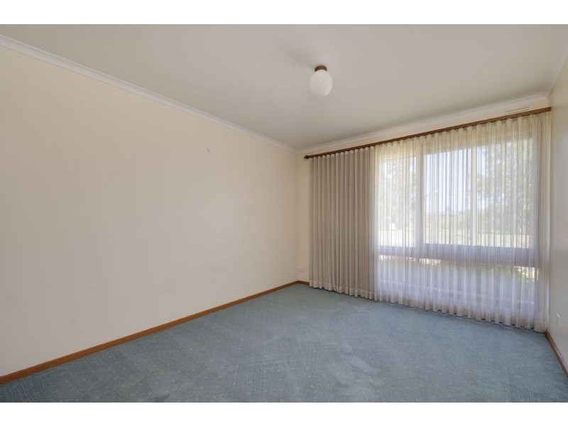 2 Bridgewater Drive, Morwell VIC 3840