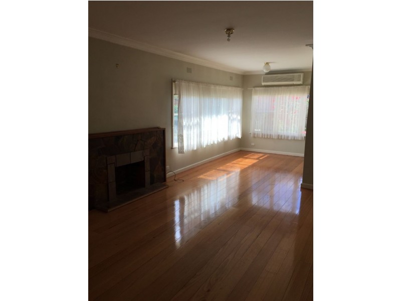 1 Sinclair Avenue, Morwell VIC 3840