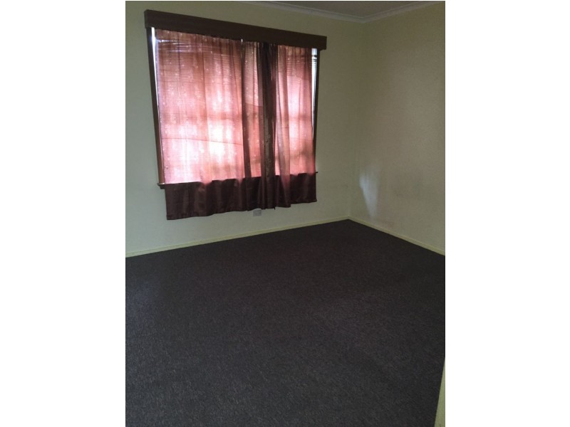 28 Coleman Parade, Churchill VIC 3842