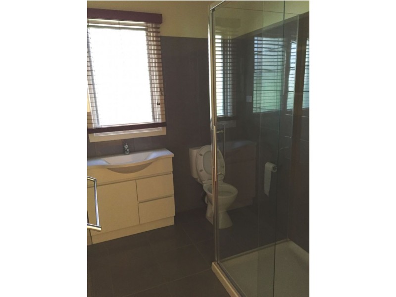 32 Hopetoun Avenue, Morwell VIC 3840